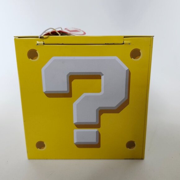 2017 SUPER MARIO QUESTION BLOCK Money Box BNWT NINTENDO - Picture 5 of 8